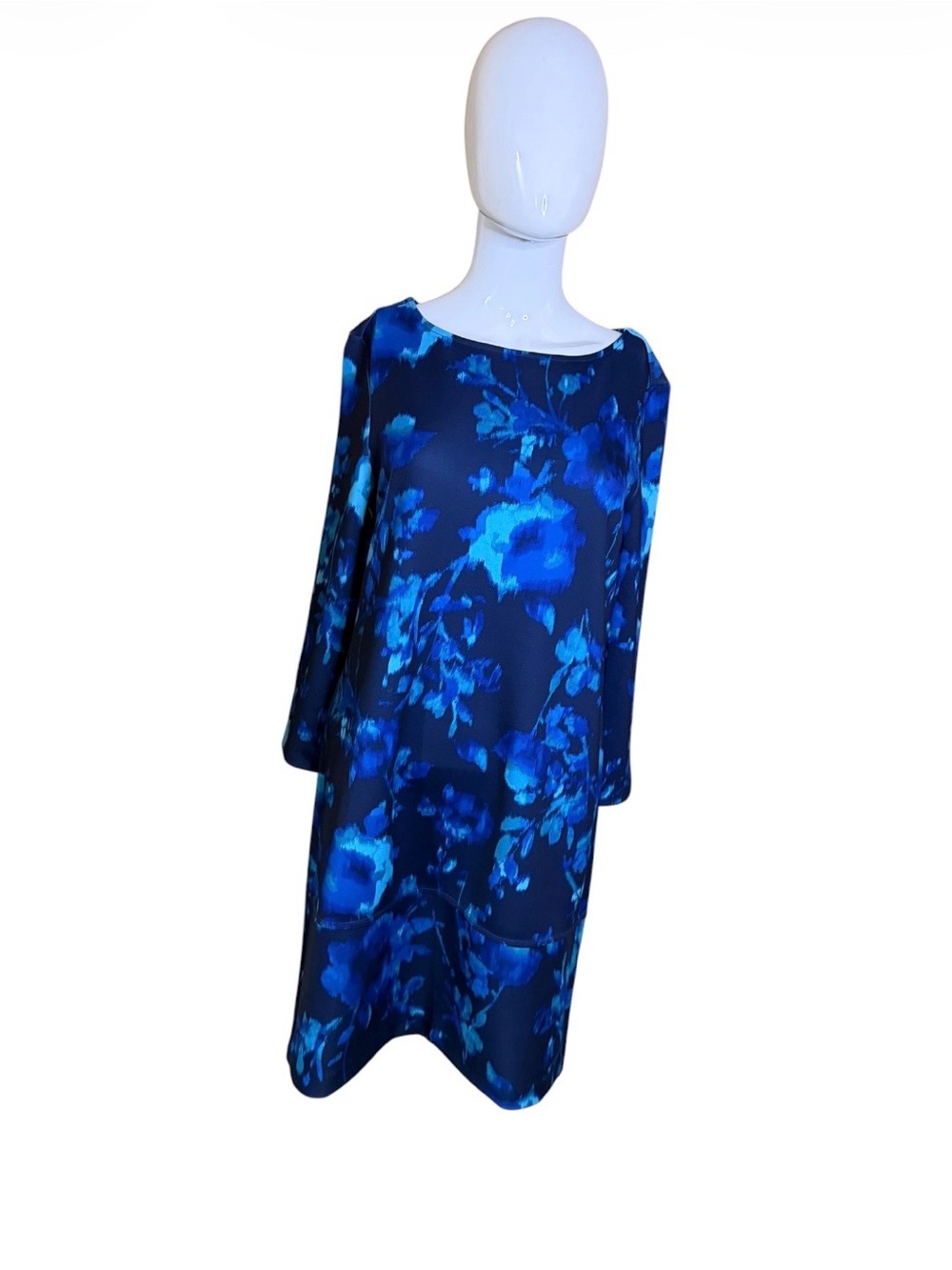 Daisy Fuentes Navy and Electric Blue Floral Long-Sleeve Shift Dress